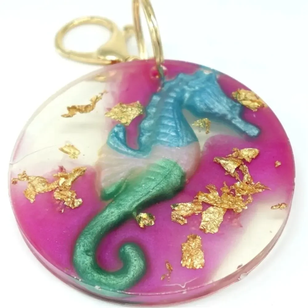 Tropical Seahorse resin Keychain with Gold n Fushia accents!  Luggage/Key fob
